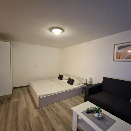 Luigi Apartment *